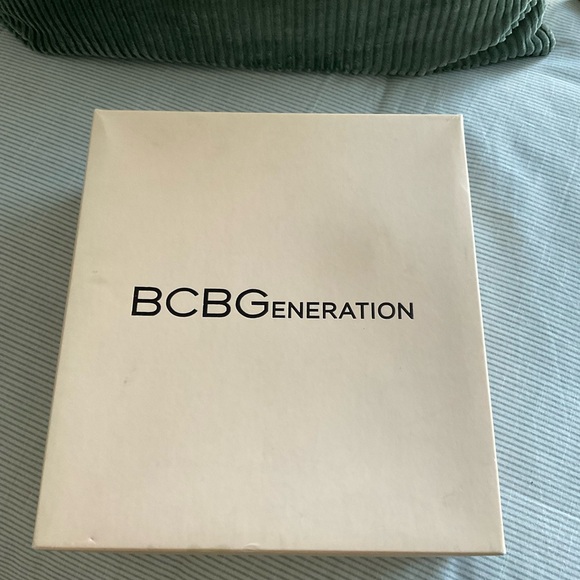 BCBGENERATION Sandal - Picture 9 of 13